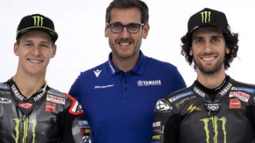 Paolo Pavesio con Fabio Quartararo y Alex Rins.