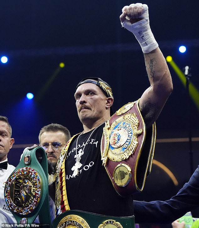 Oleksandr Usyk ha sido ordenado por el WBO que enfrentara su desafío obligatorio Joseph Parker